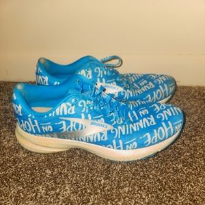 Pre-loved Brave Like Gabe Brooks Women Sz 8.5